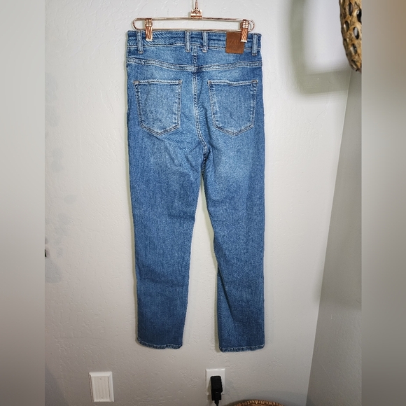 ZARA Hi-Rise Front Side Slit Ankle Cropped Jeans Size 6 - Picture 8 of 10